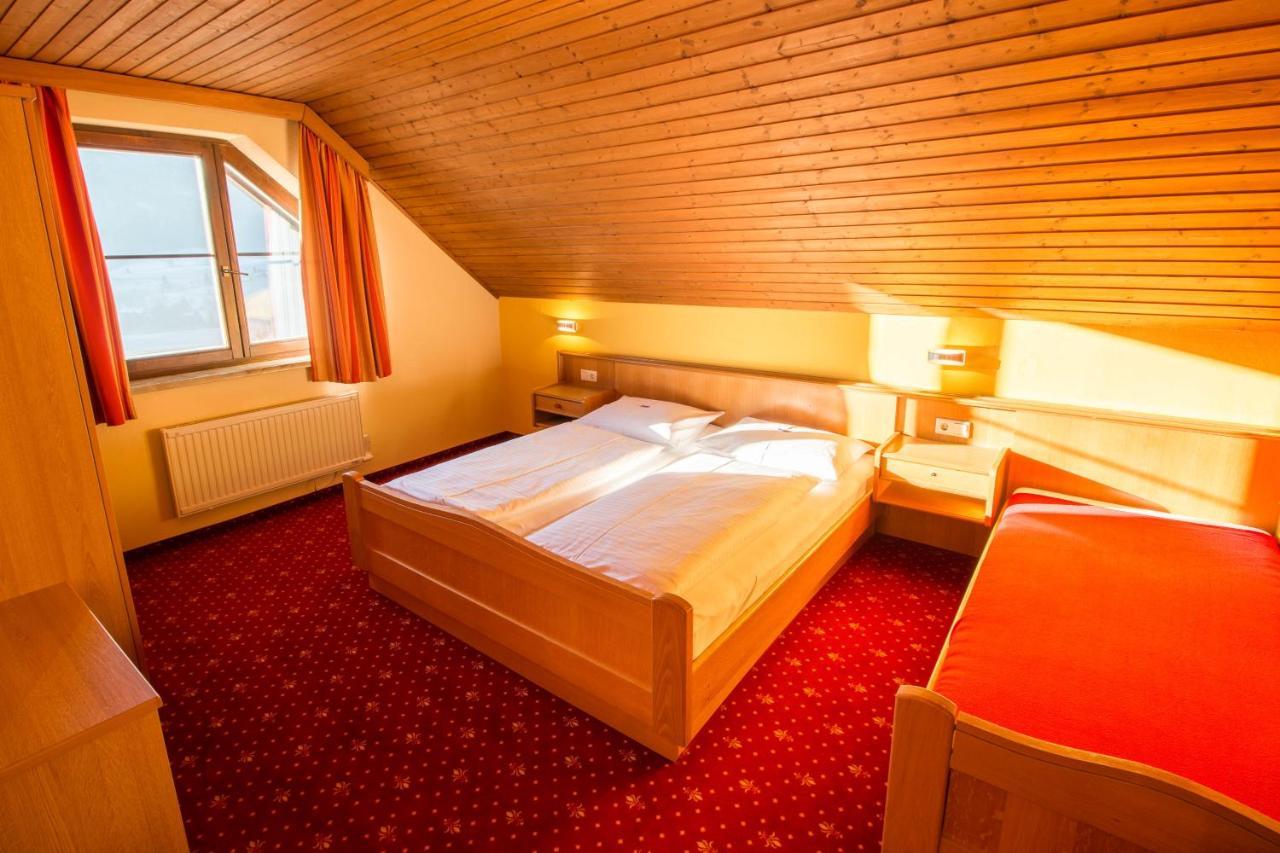 Hotel Weissenstein Sankt Michael im Lungau Ngoại thất bức ảnh