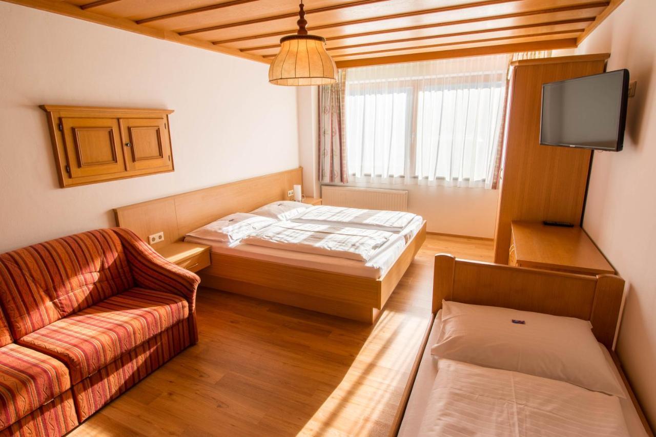 Hotel Weissenstein Sankt Michael im Lungau Ngoại thất bức ảnh